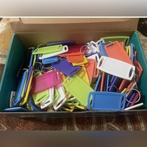 200 Lucky Line 17000 Key Tags Keyrings Assorted Colors Plastic 2 1/4”x 1 1/8”
